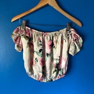 Pink Floral Off-the-Shoulder Top w/ Delicate Sleeves – Size M | Like New